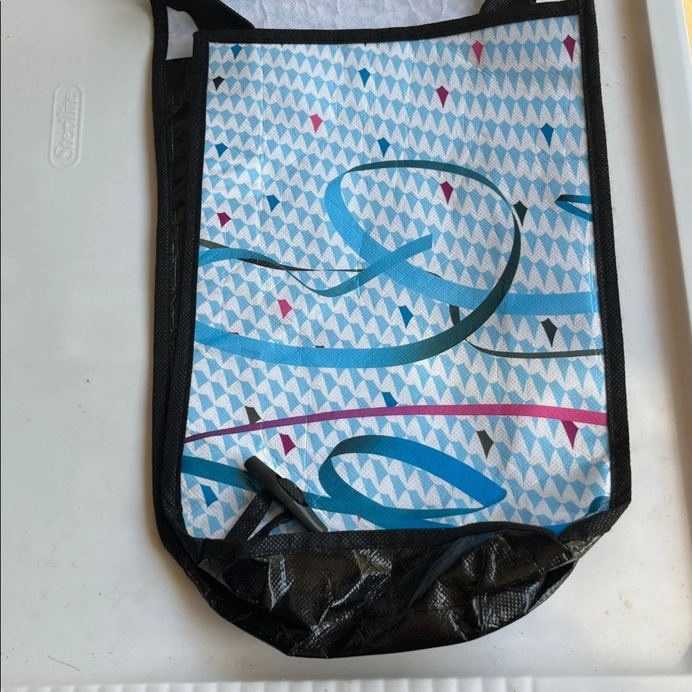 ivivva reusable shopping bag - Picture 3 of 6